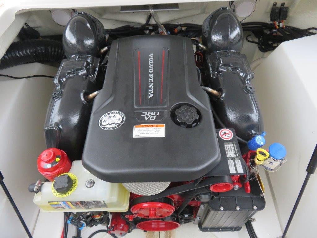 2023 Cobalt R6 Surf