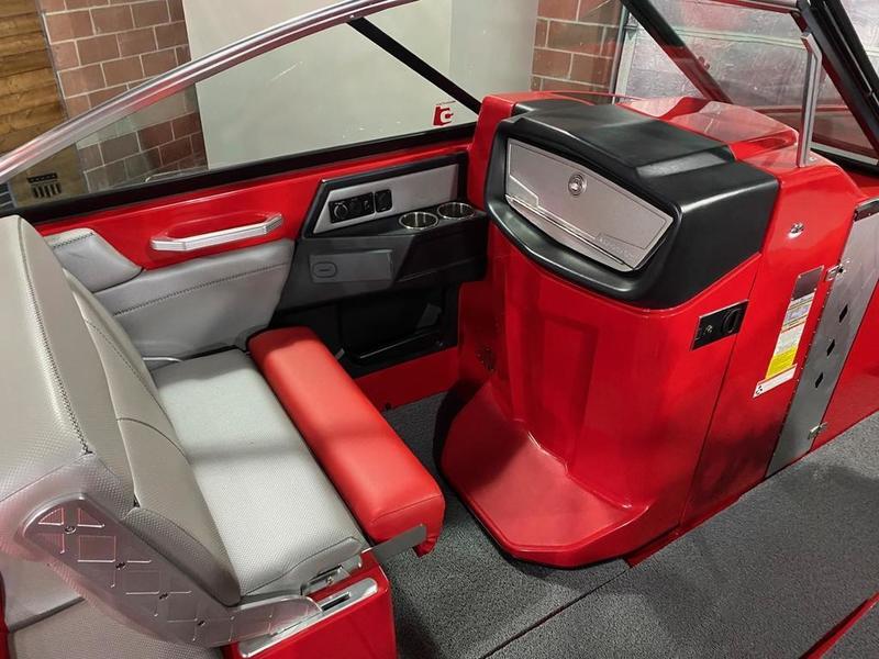 2016 MasterCraft X26