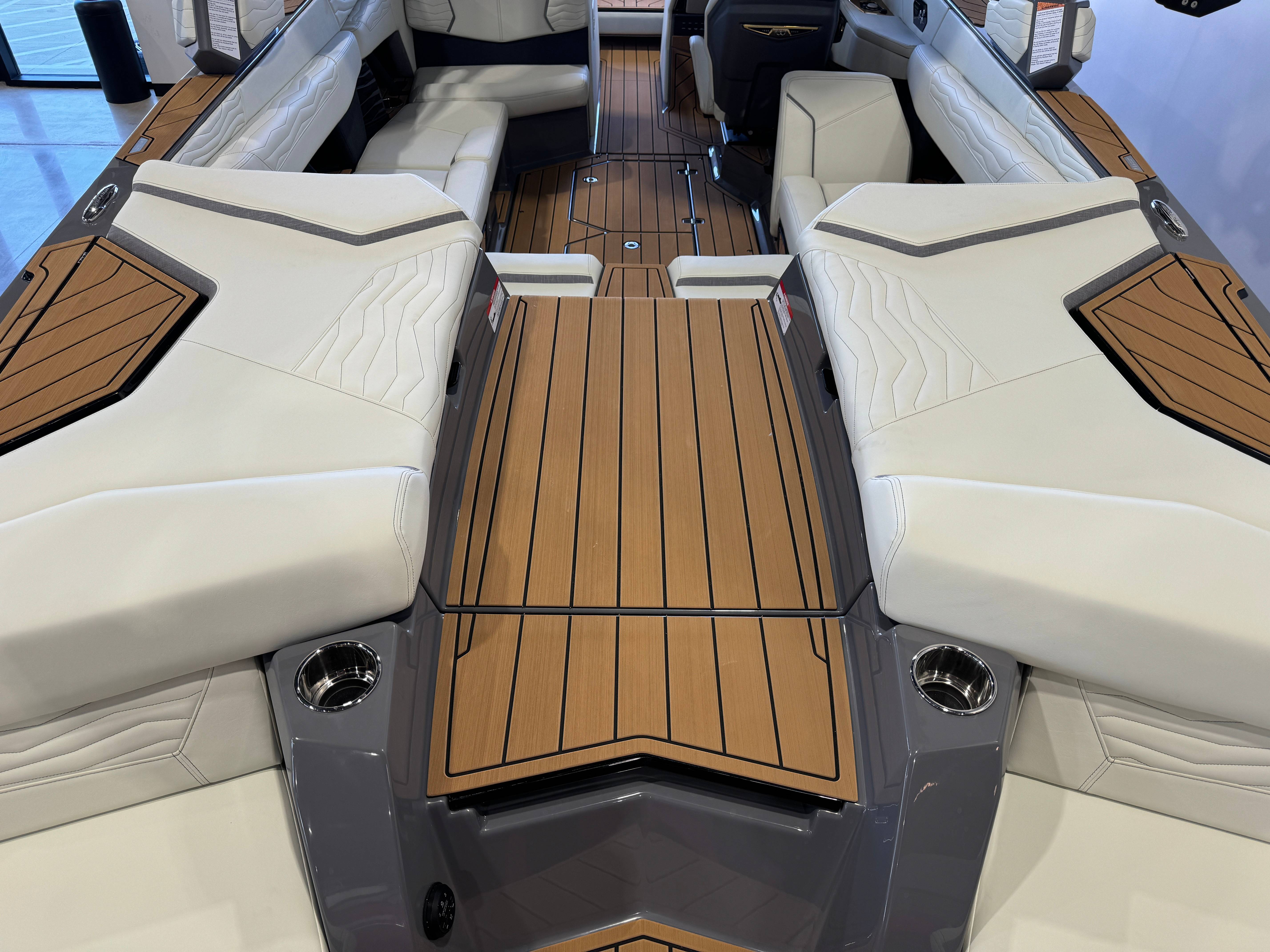 2025 Nautique Super Air Nautique G23