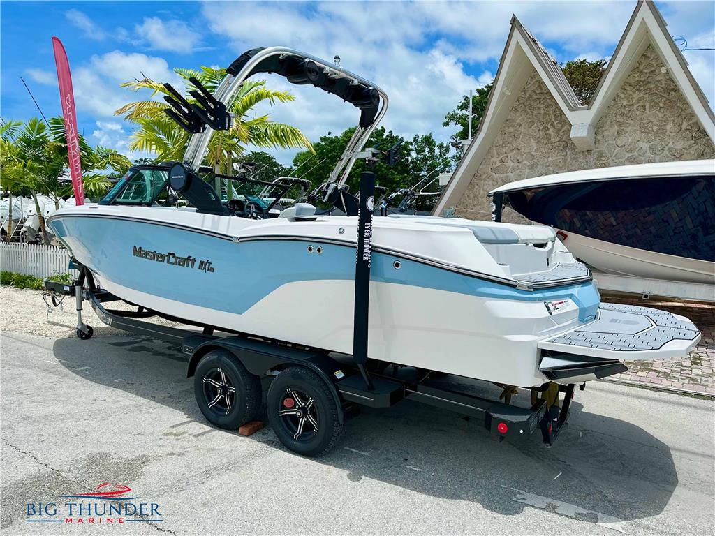 2023 MasterCraft NXT23