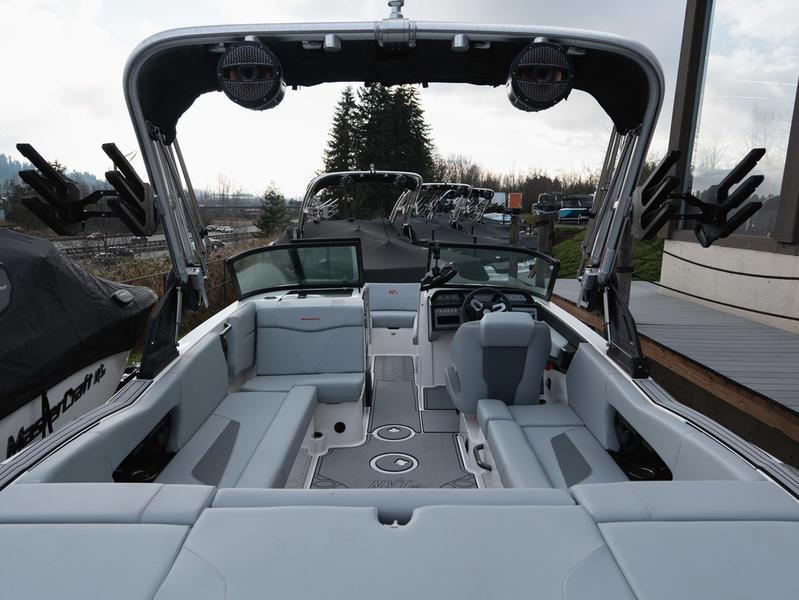 New 2024 MasterCraft NXT22