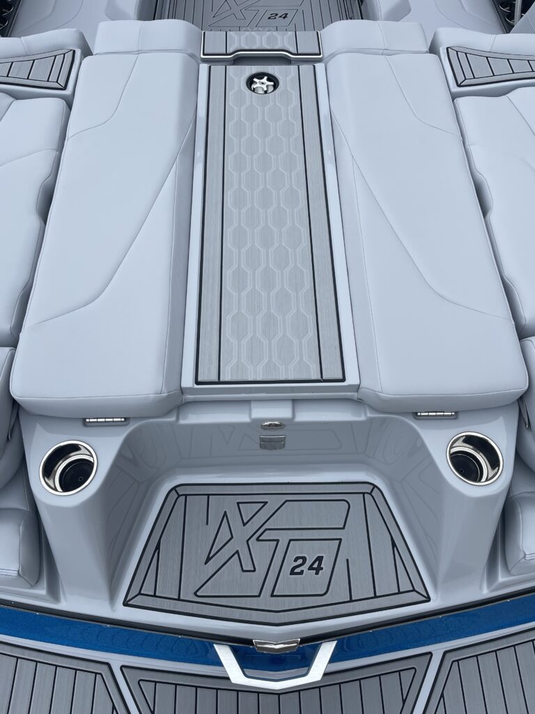 2024 MasterCraft XT24
