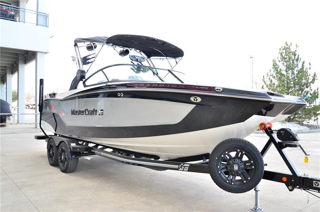 2022 MasterCraft XT24 -JUST 47 HOURS! Transferrable Warranty! LOADED!