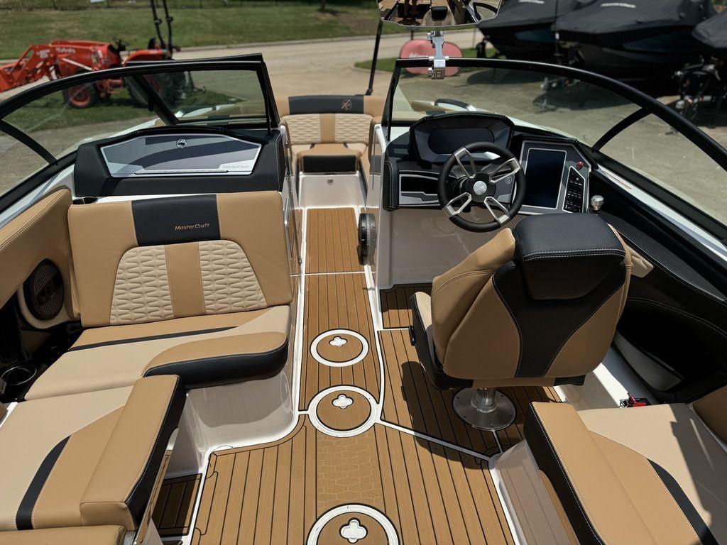 2024 MasterCraft X24