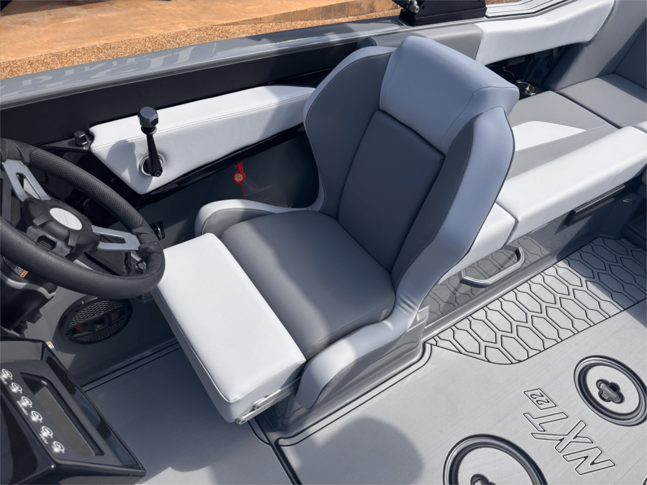 2025 MasterCraft NXT22