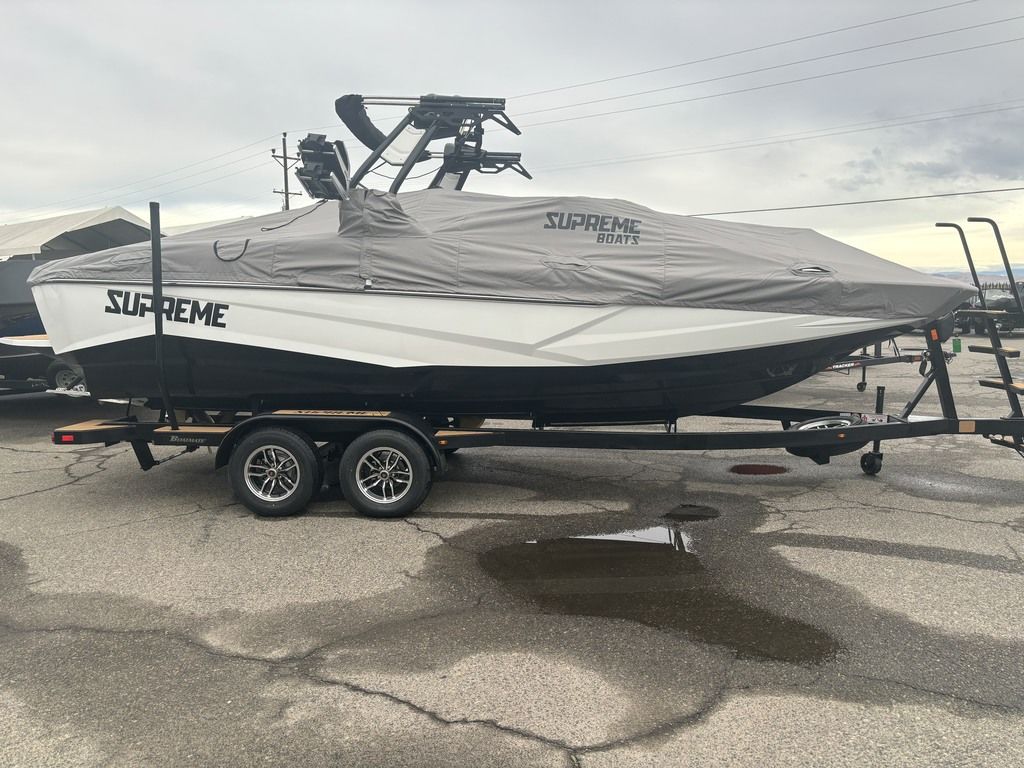 boat.Title