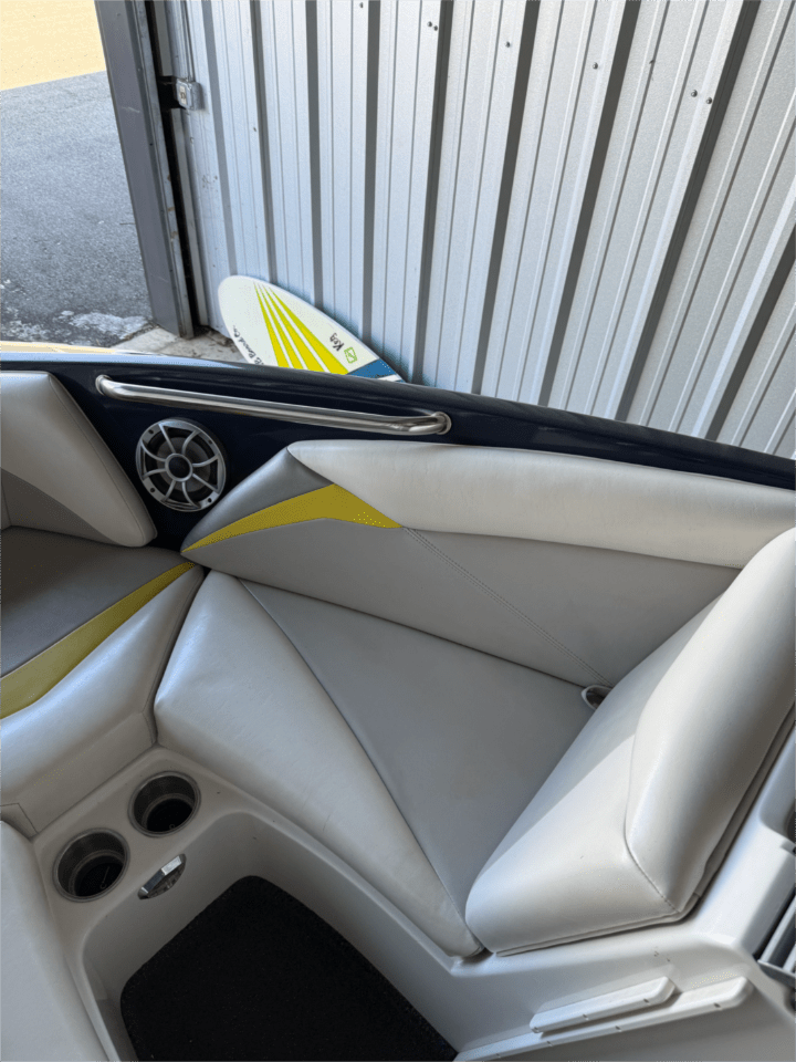 2008 Tige Z1 – Amazing clean boat