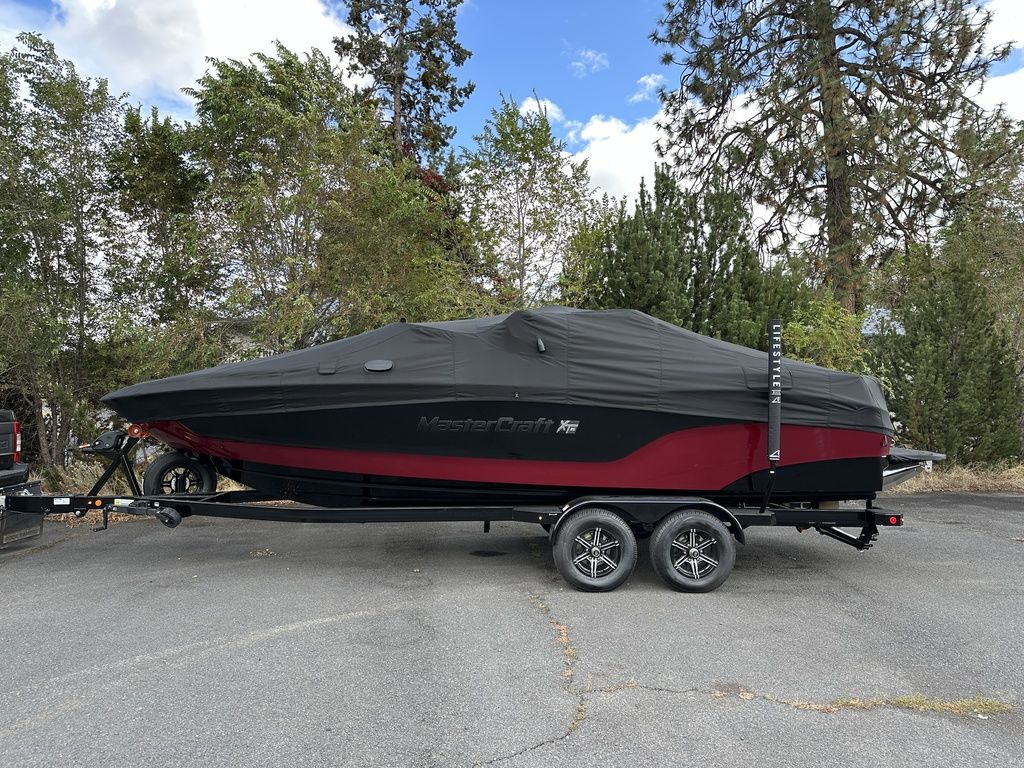 2024 MasterCraft XT25