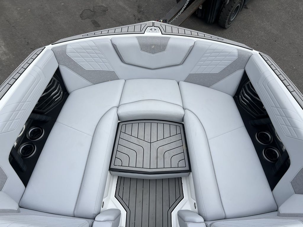 2021 Nautique Super Air Nautique G23