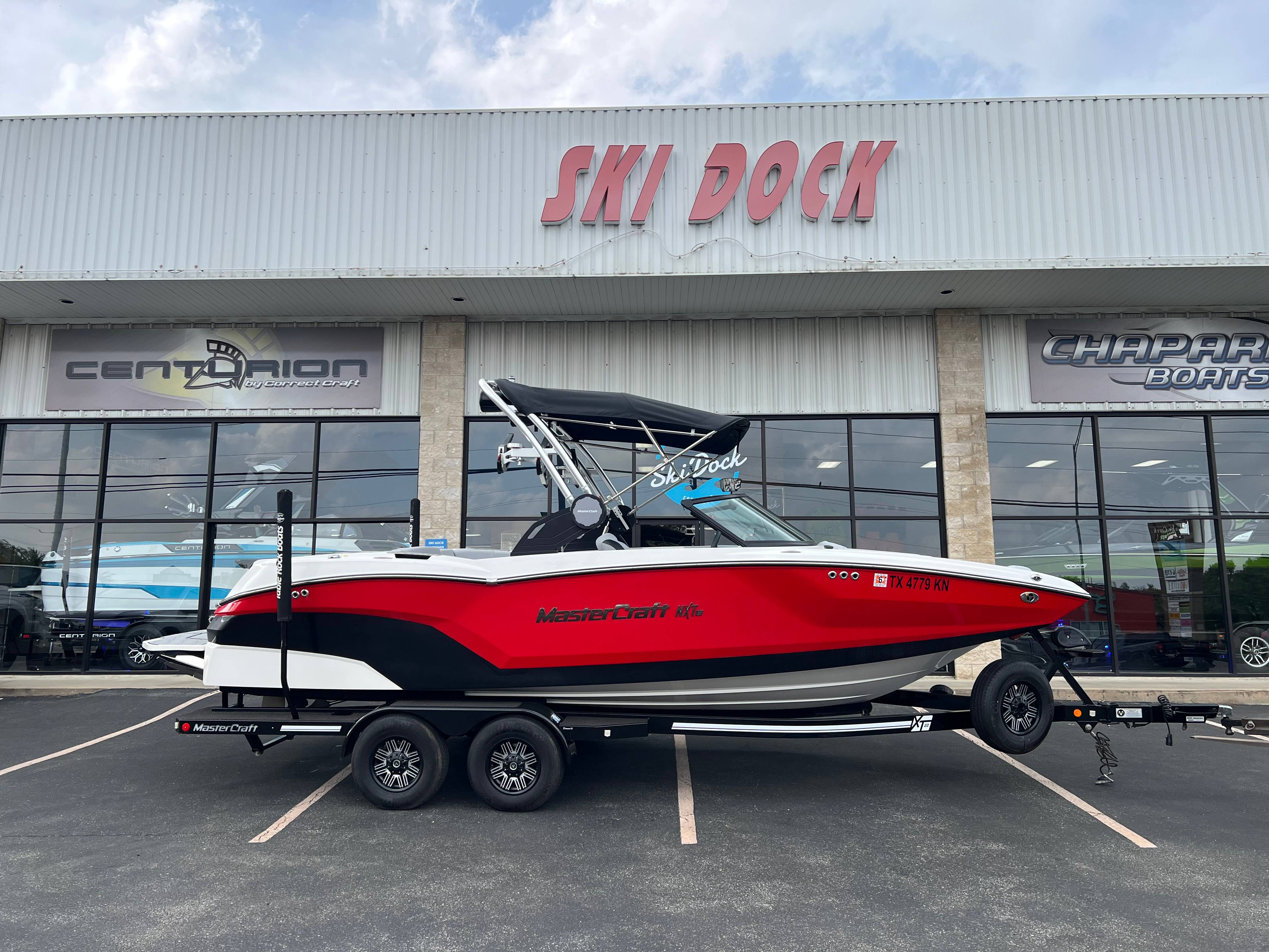 2022 MasterCraft NXT 22