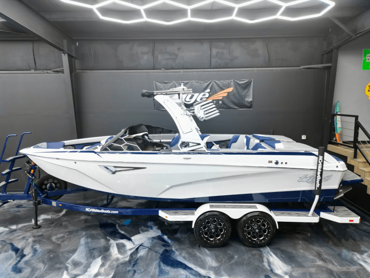boat.Title