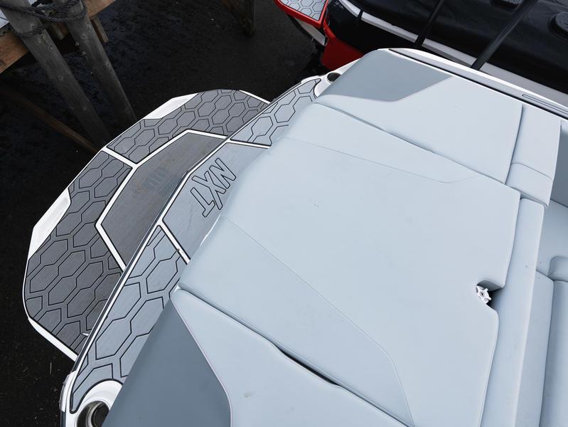 New 2024 MasterCraft NXT22