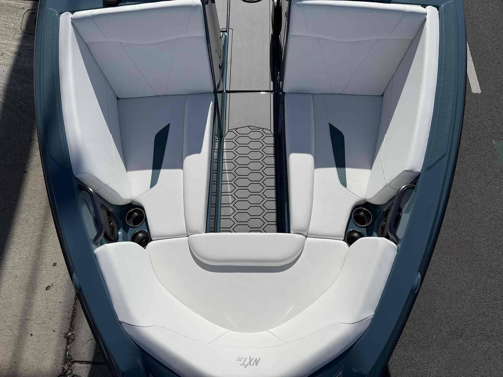 2025 MasterCraft NXT23