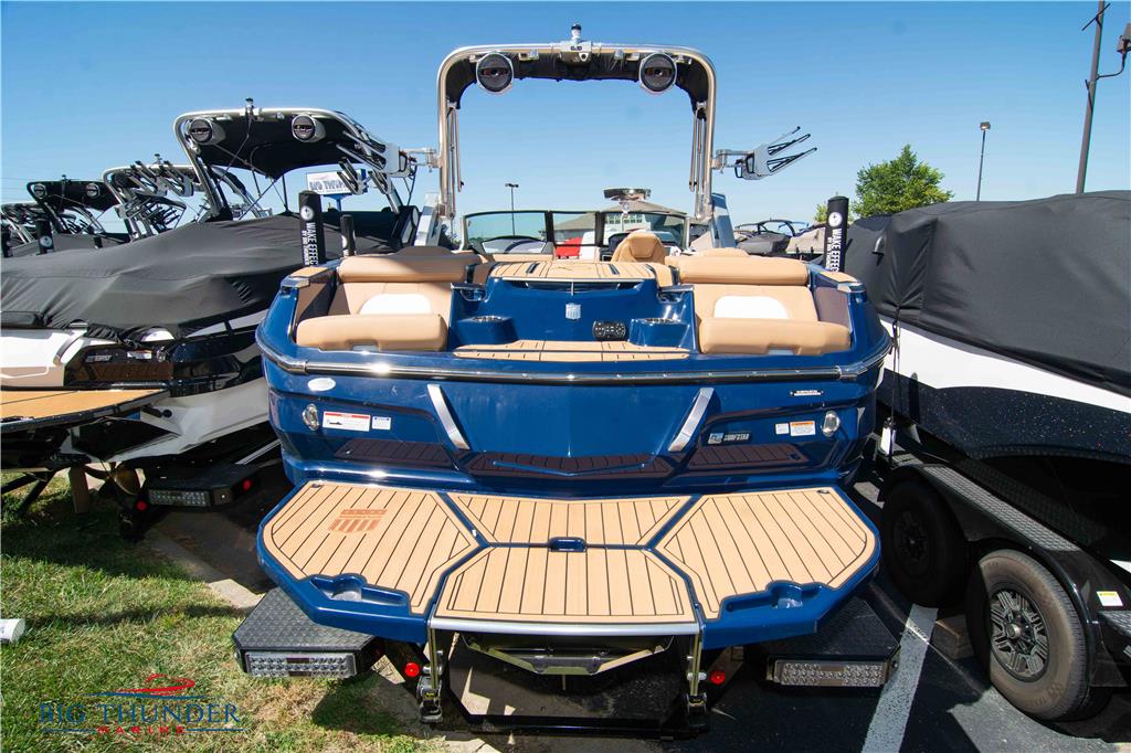 2023 MasterCraft X24