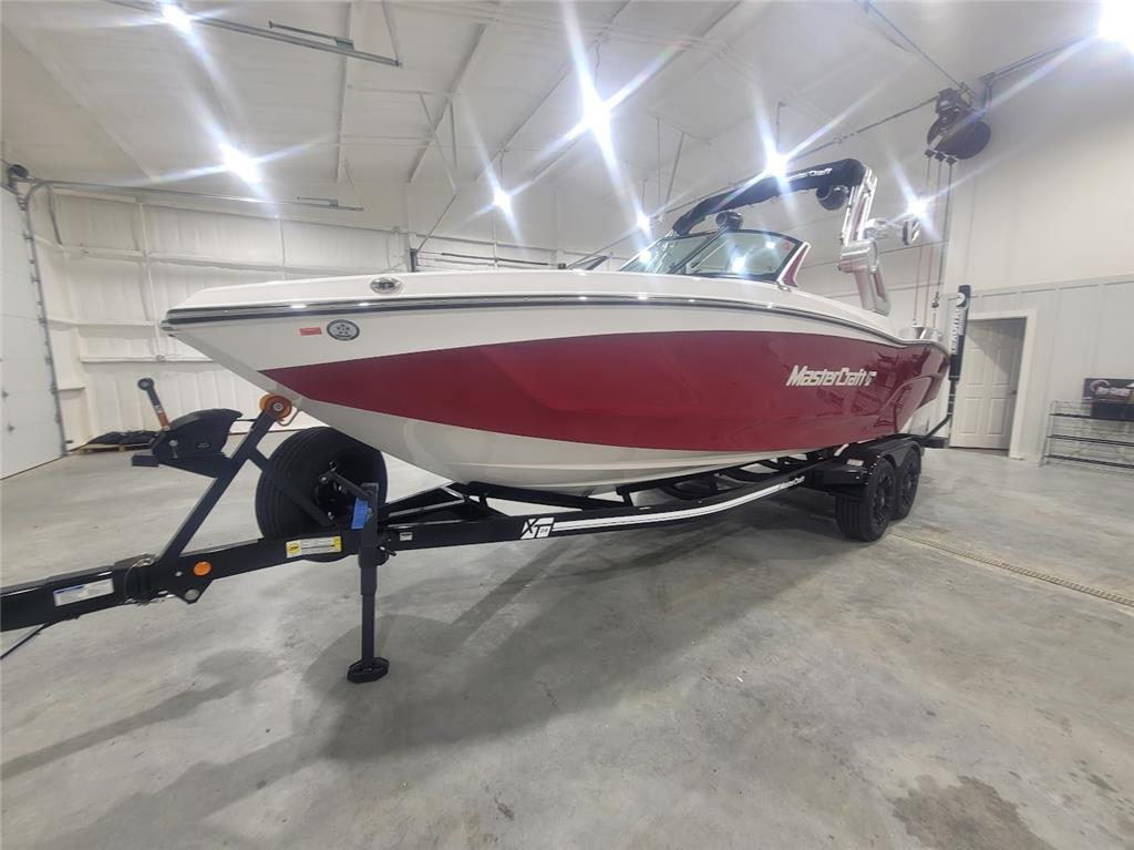 2024 MasterCraft XT24