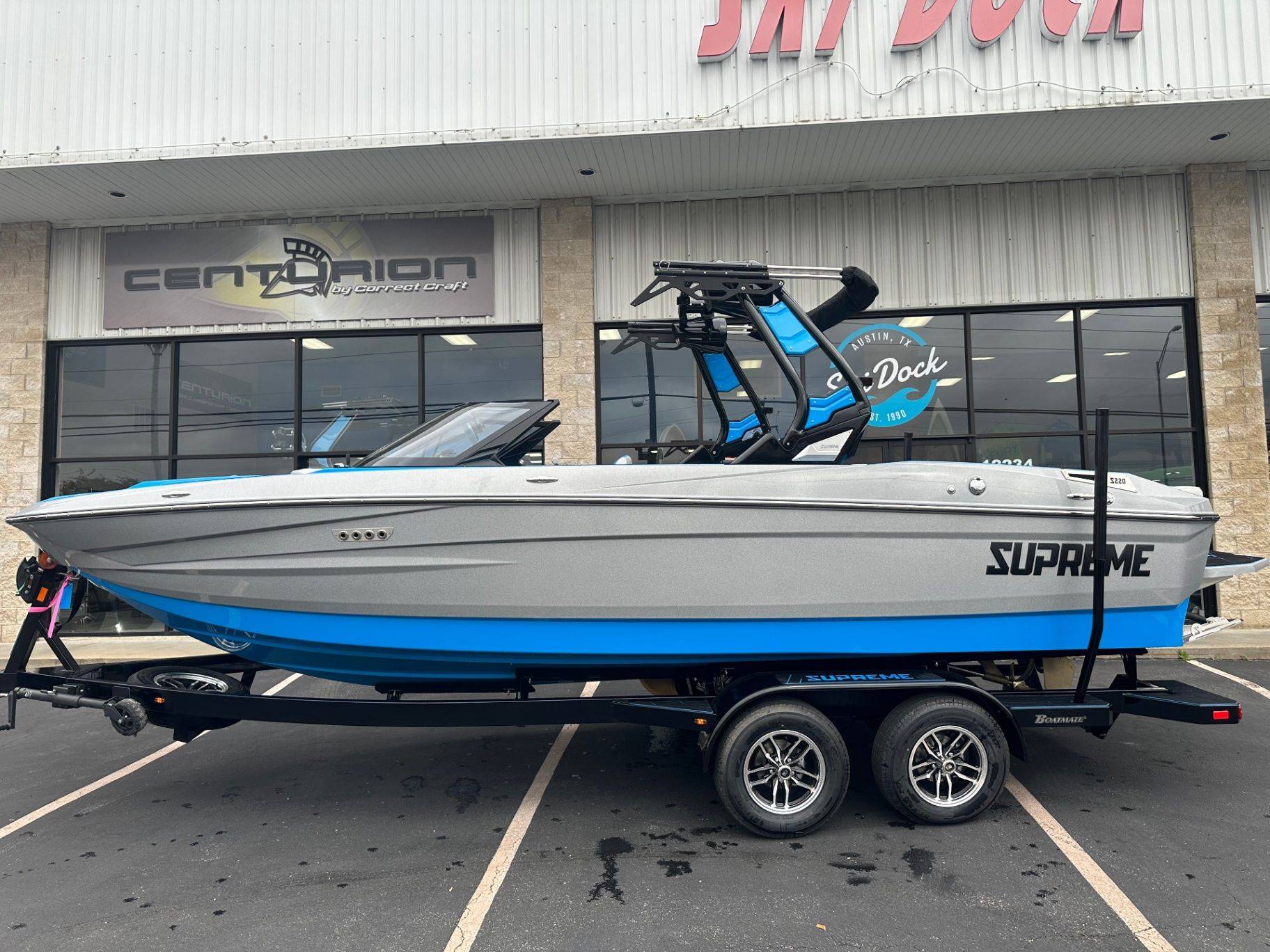 boat.Title