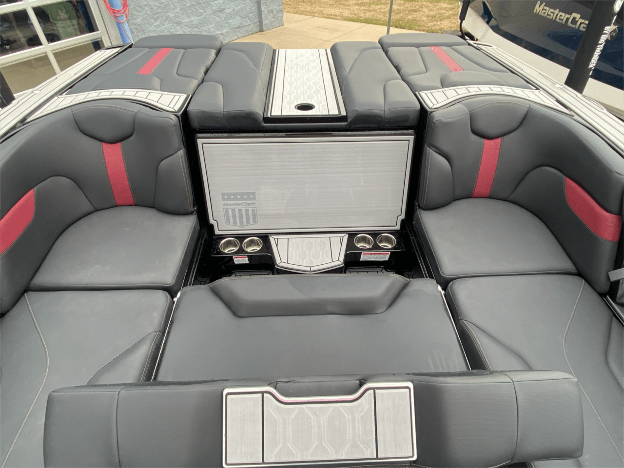 2022 MasterCraft XT24