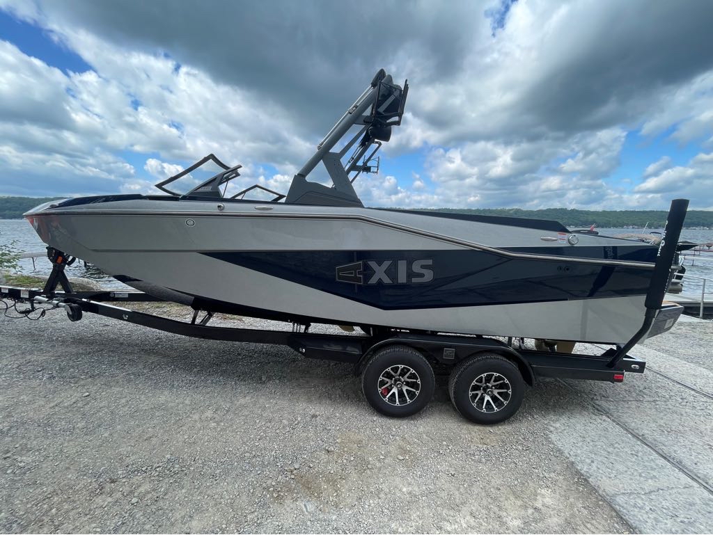 2024 Axis Wake Research T235
