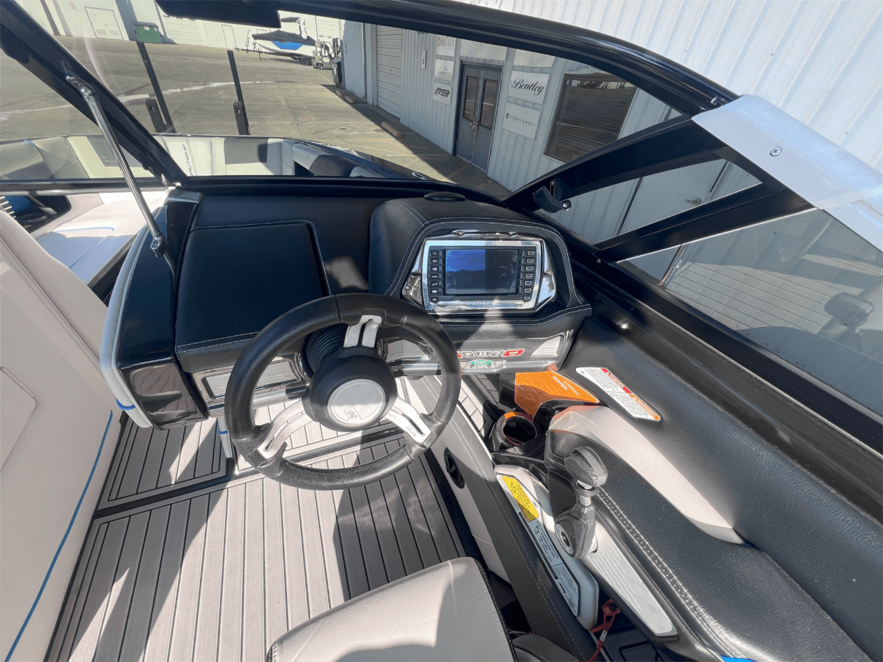 2014 G23 Nautique
