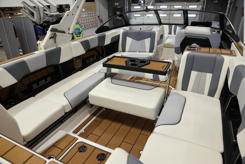 2024 Malibu 24 MXZ
