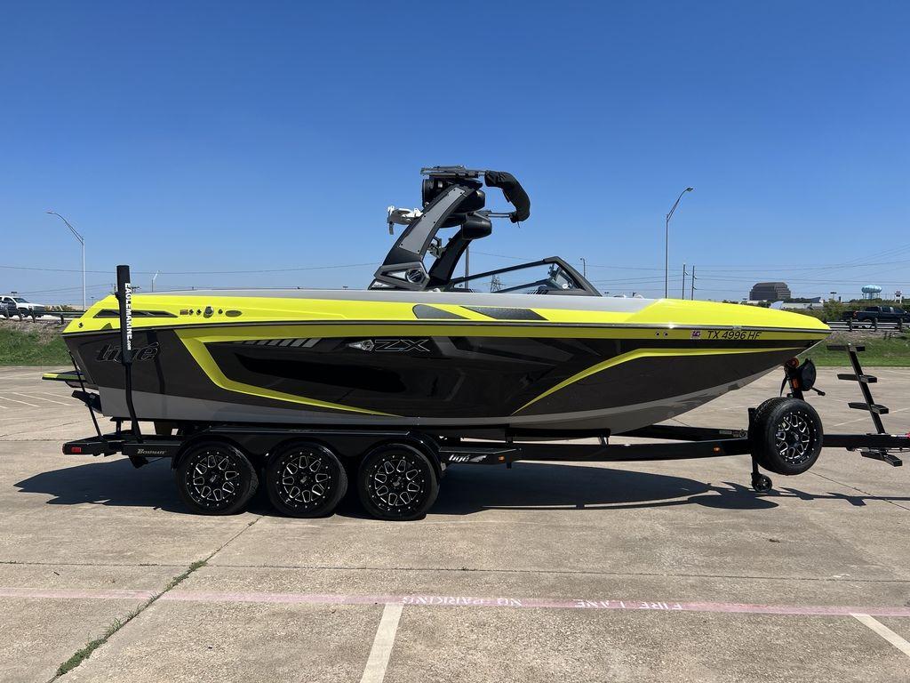 boat.Title