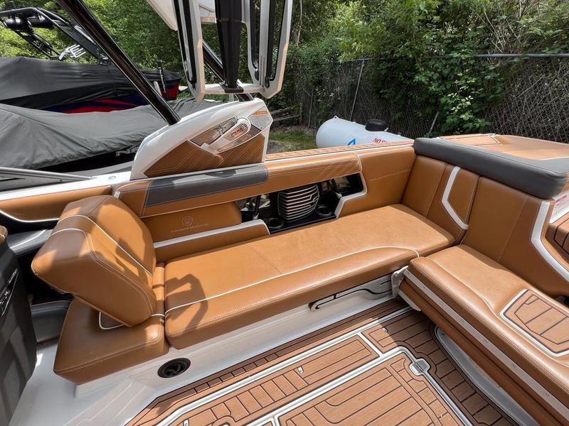 2016 Nautique G25