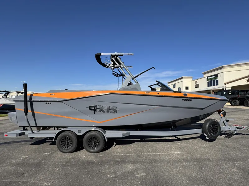 boat.Title