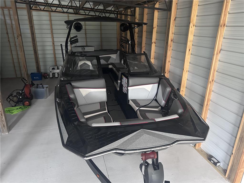 2022 Supreme ZS252