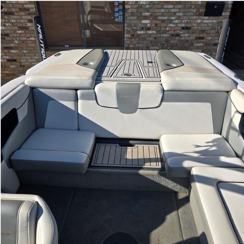 2013 Sport Nautique 200