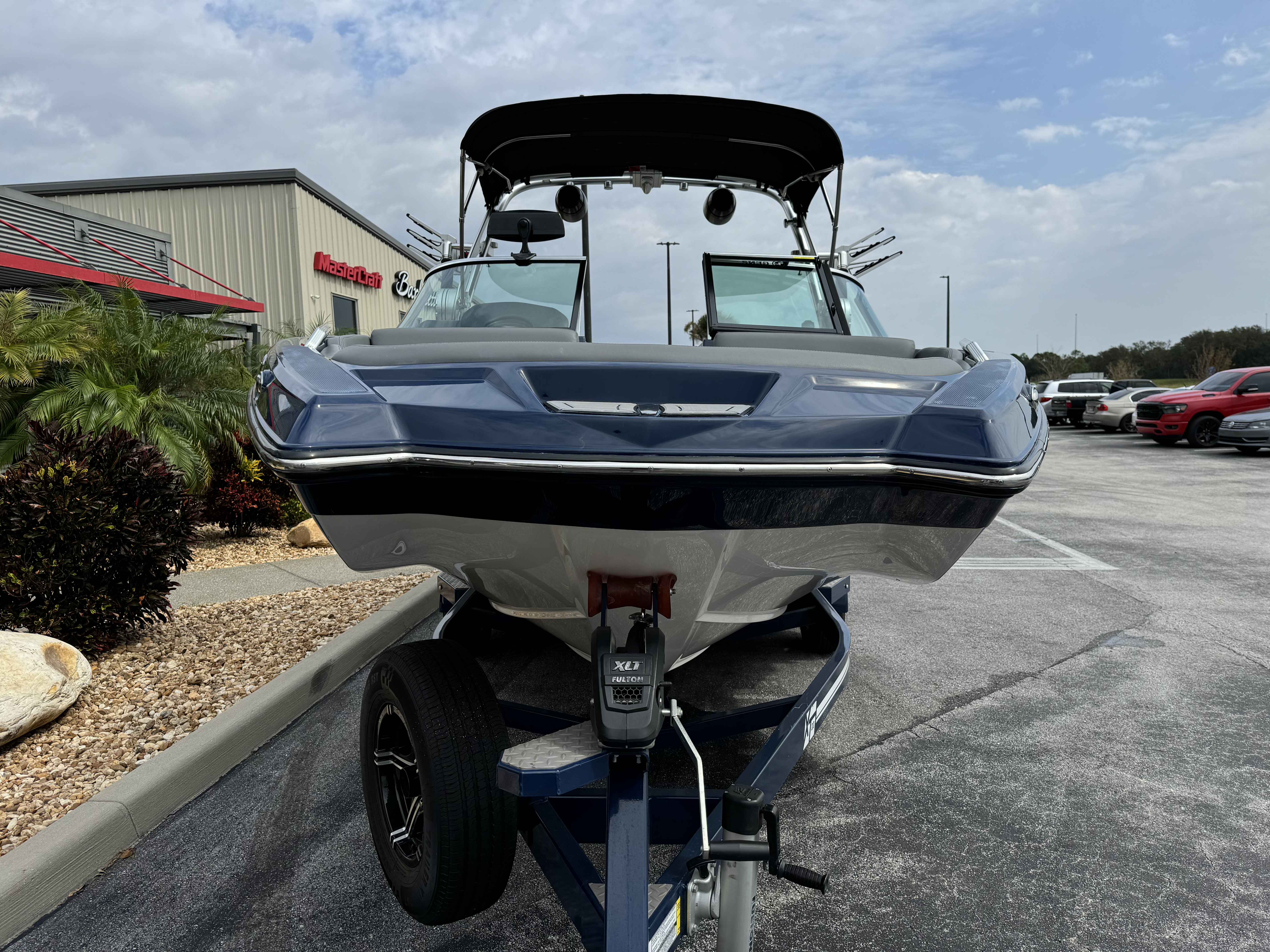 2020 MasterCraft XT22
