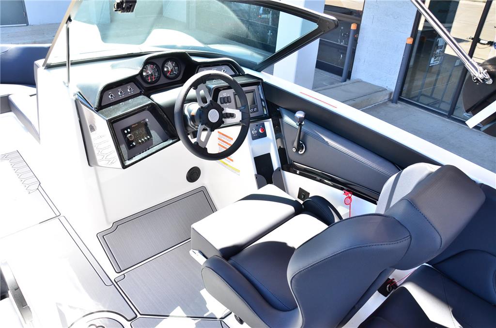 2023 MasterCraft NXT21 – Closeout pricing!