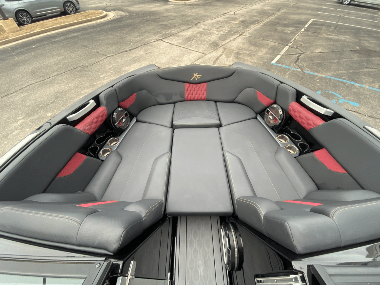 2022 MasterCraft XT24