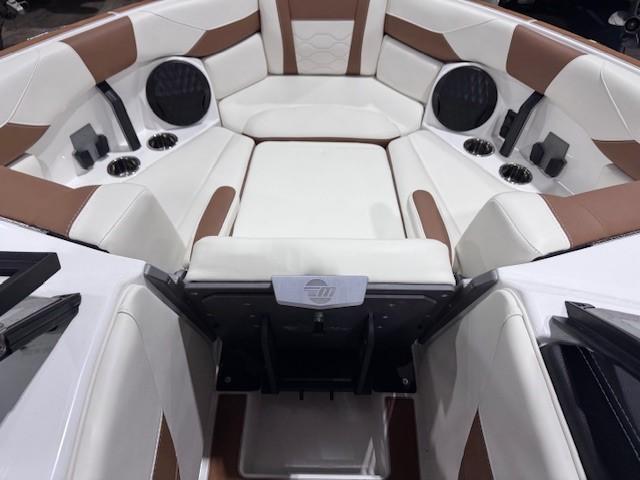 boat.Title