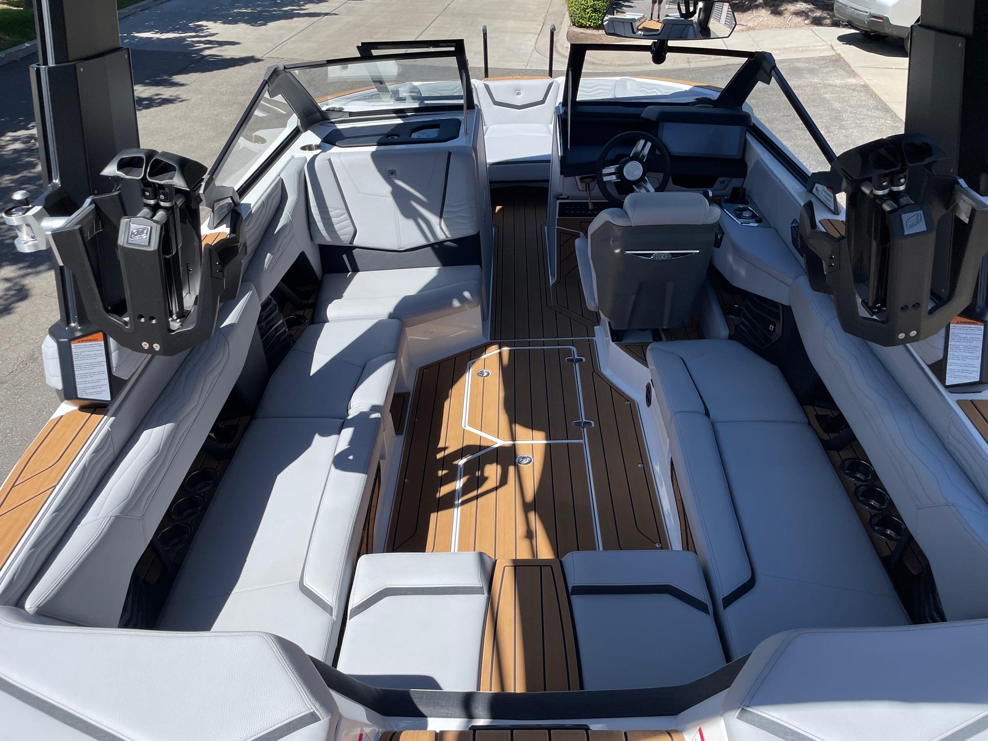 2025 NAUTIQUE G23 W/ZZ8S 630HP SUPERCHARGED