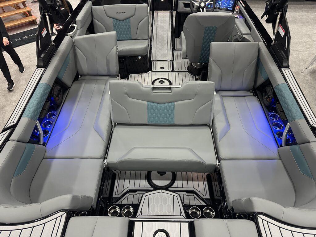2025 MasterCraft XT24