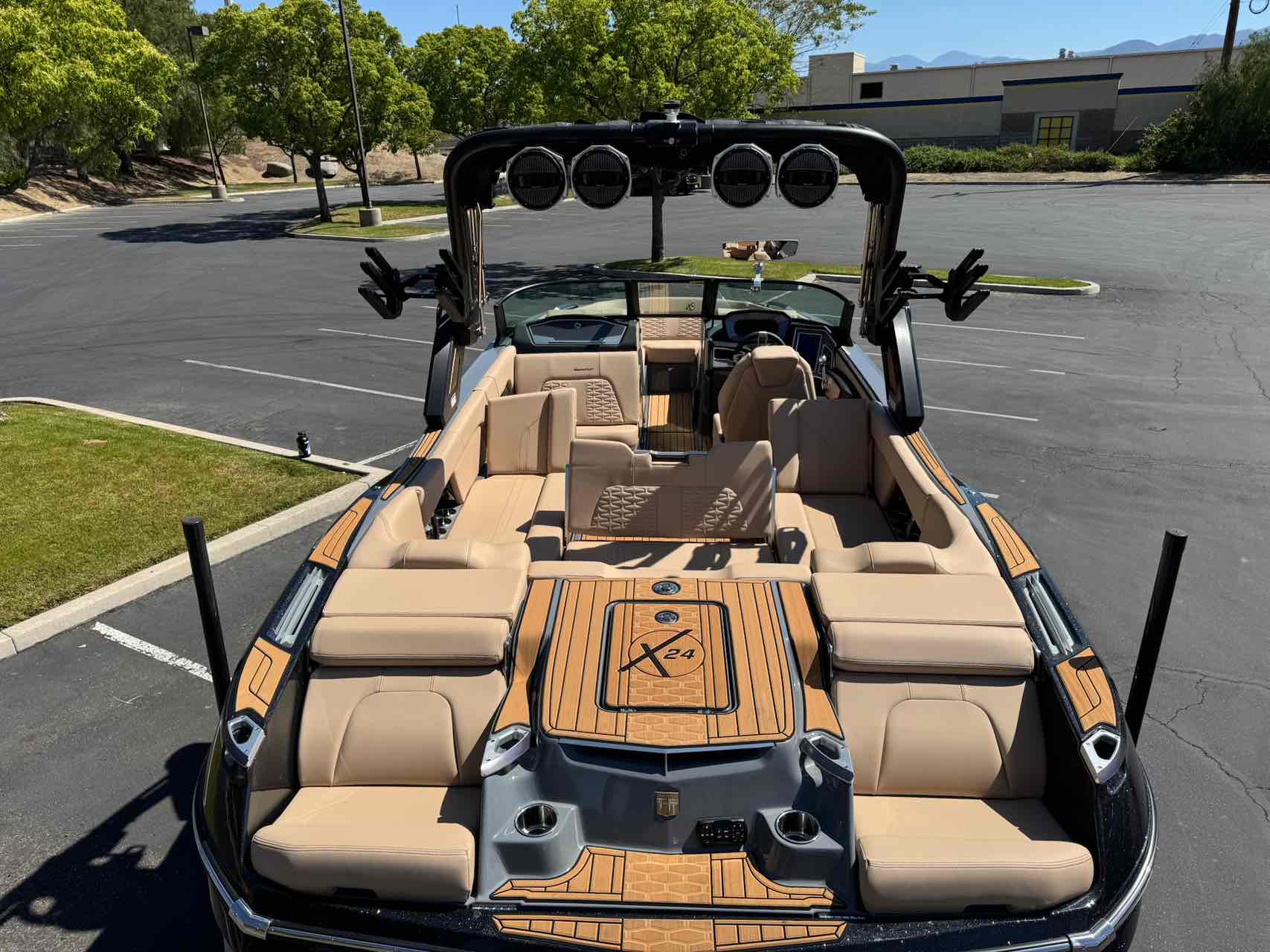 2024 MasterCraft X24