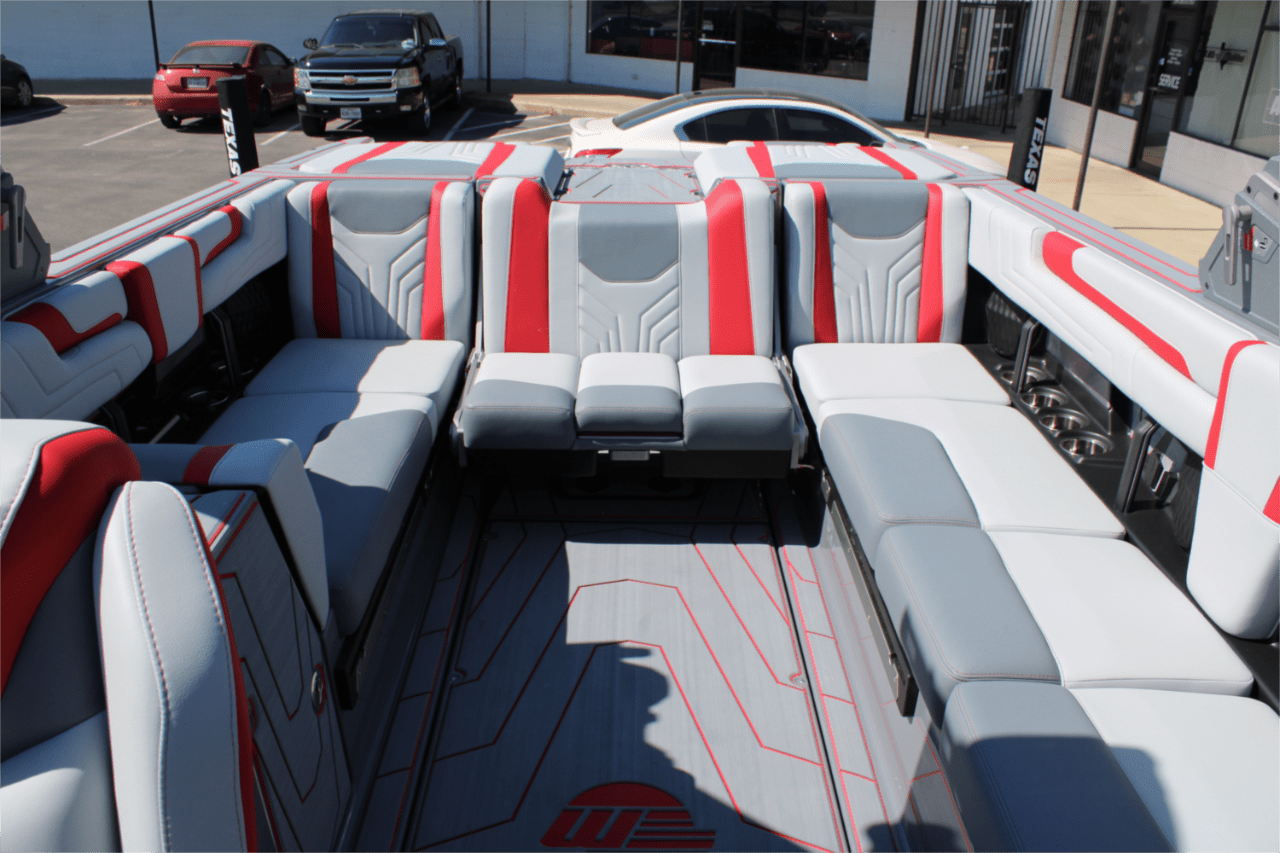 2025 Malibu 25 LSV