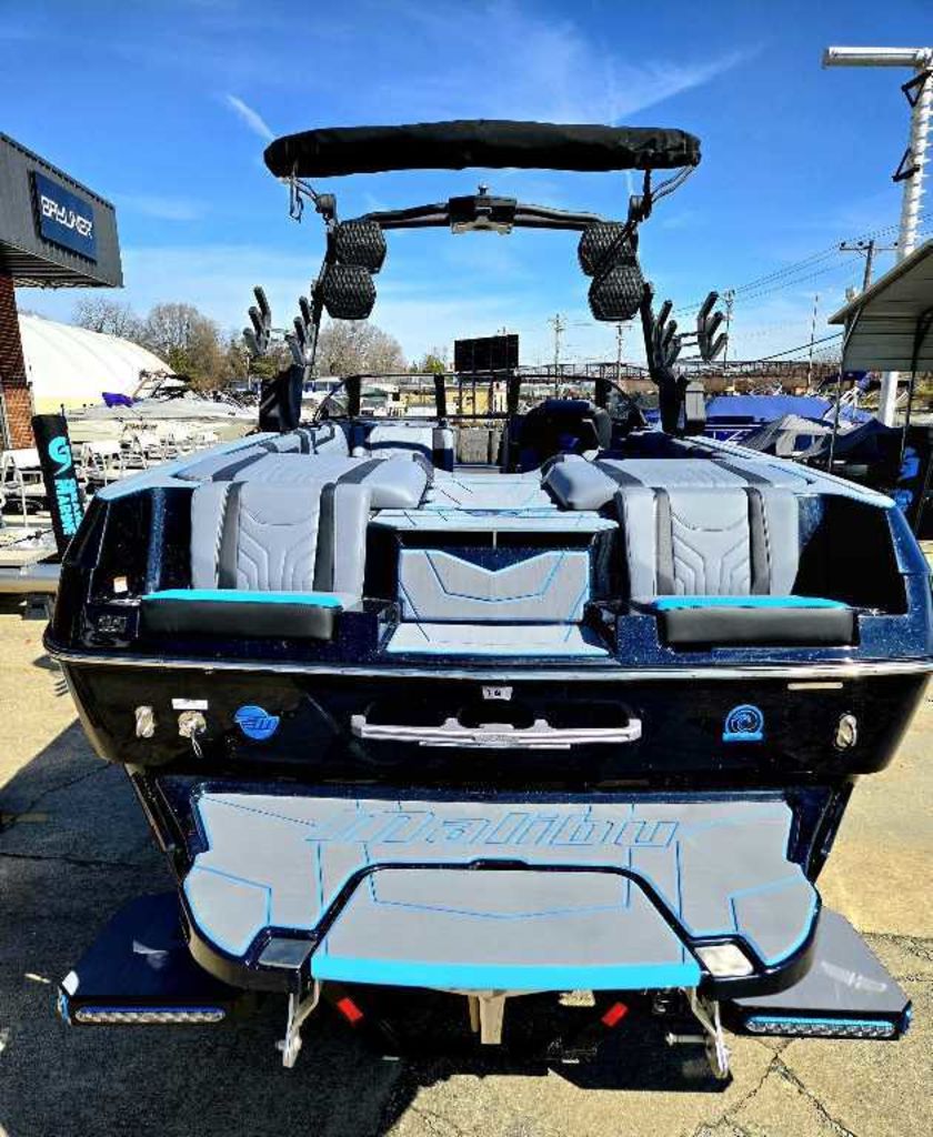 2025 Malibu Boats Wakesetter 25 LSV