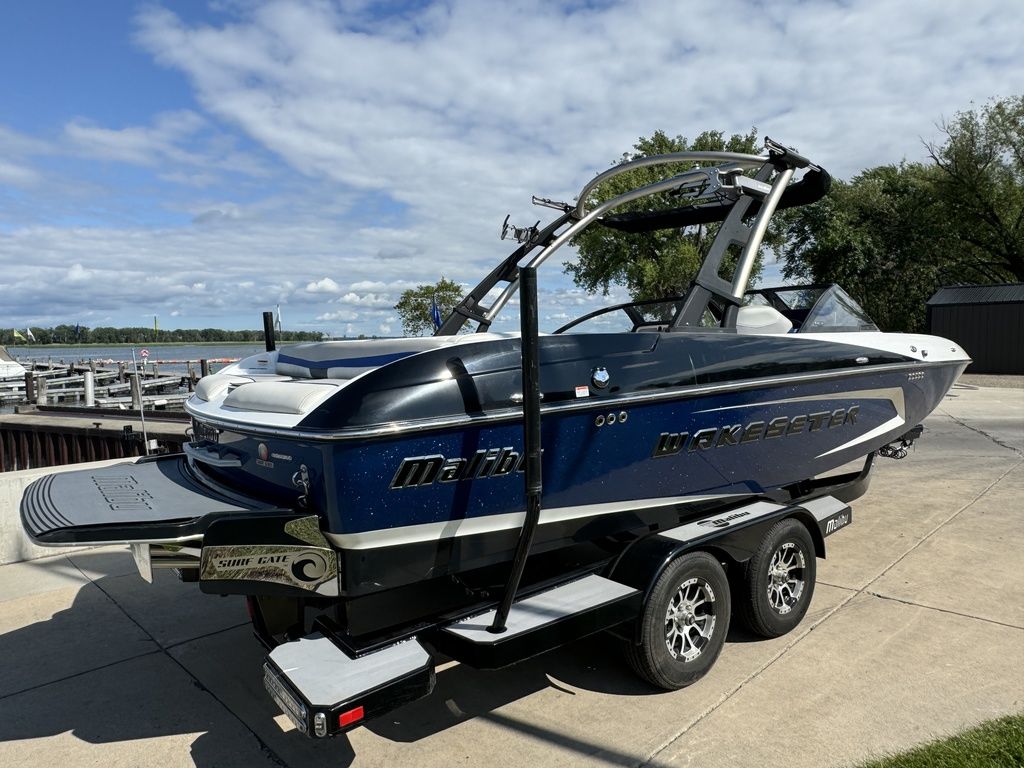 2016 Malibu Boats 22 MXZ