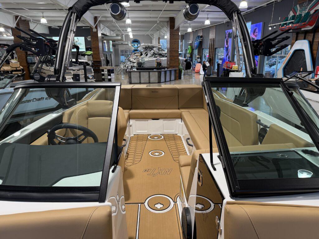 2025 MasterCraft NXT24