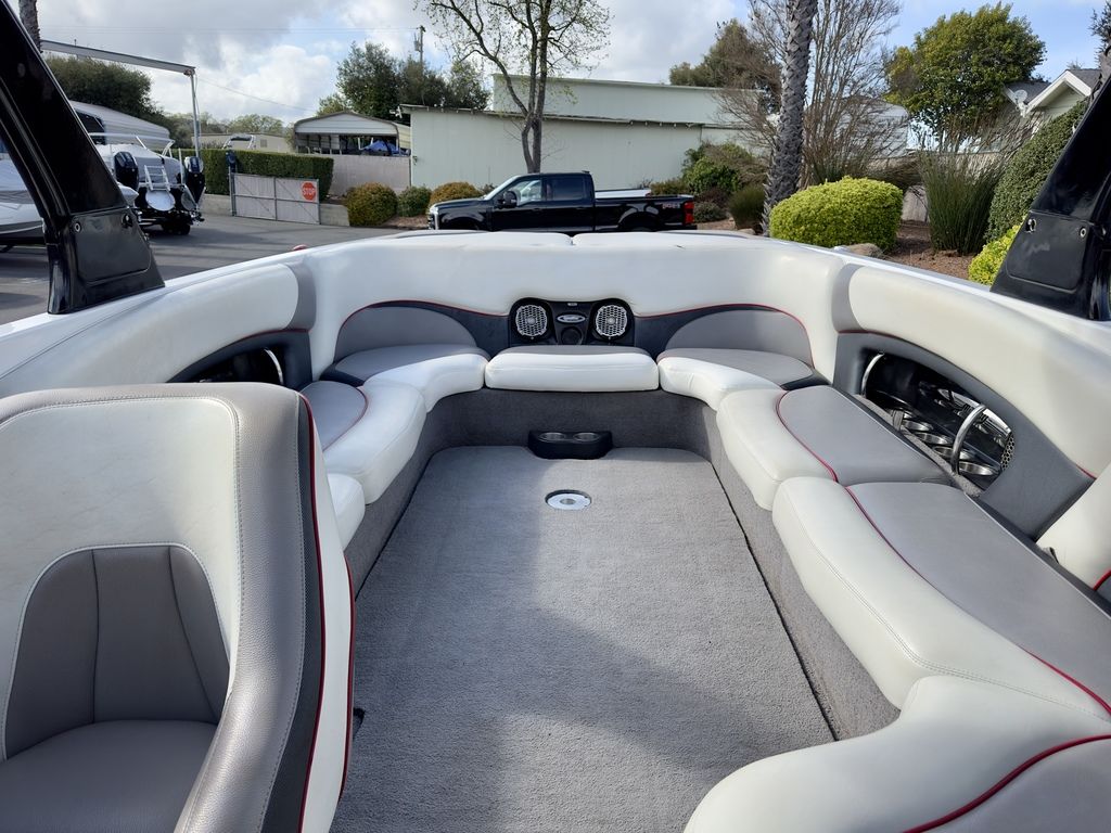 2006 Malibu Boats 247 LSV