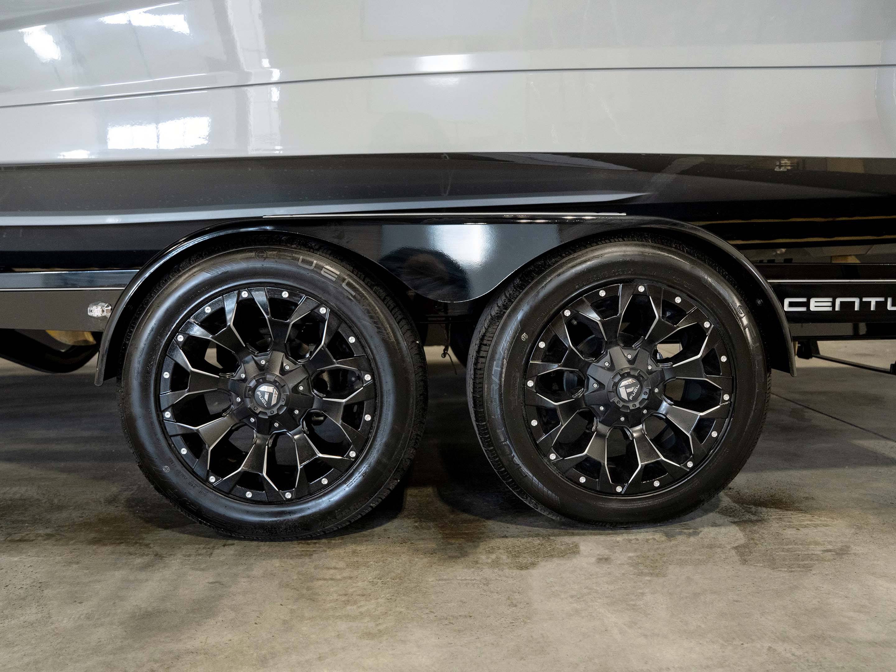 2025 Centurion Fe23 – Stone Gray