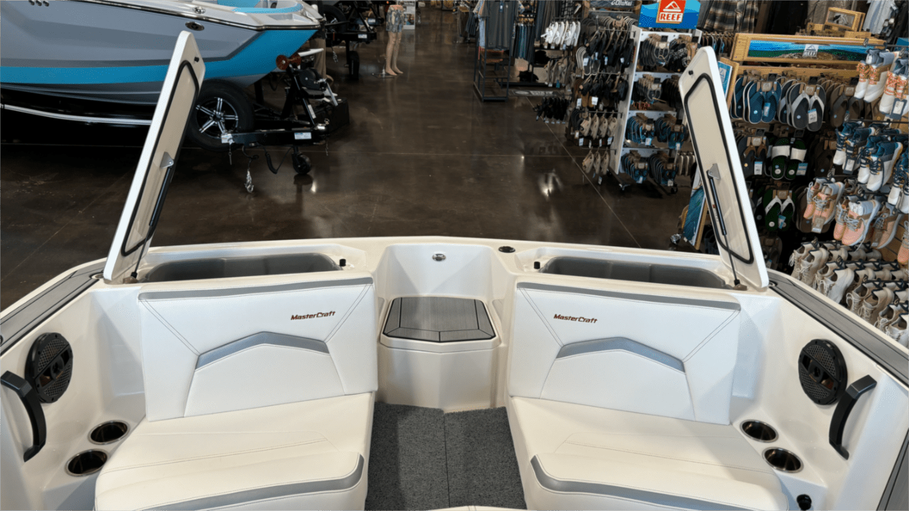 2025 Mastercraft ProStar