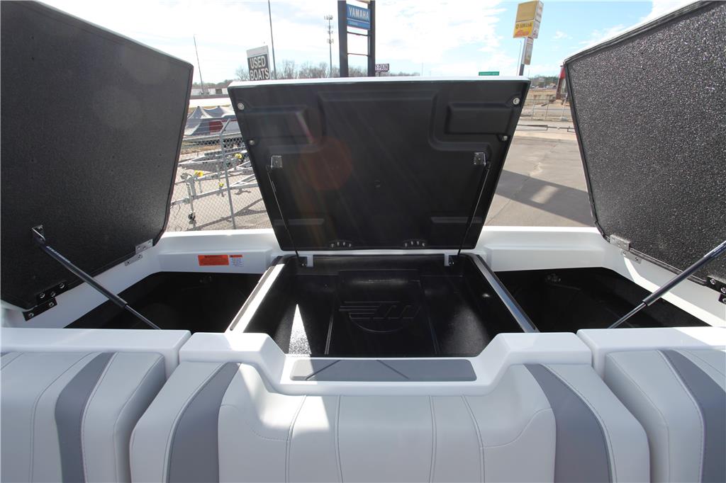 2024 Malibu Wakesetter 22 LSV