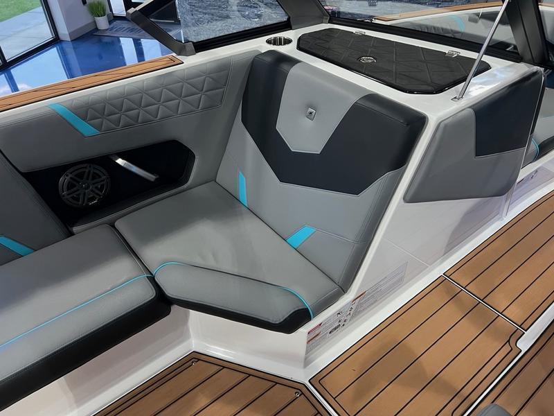 2025 Nautique GS20