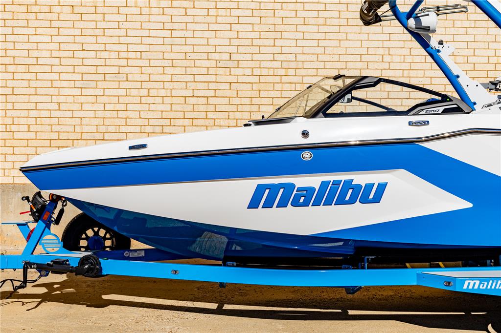 2024 Malibu 23 MXZ