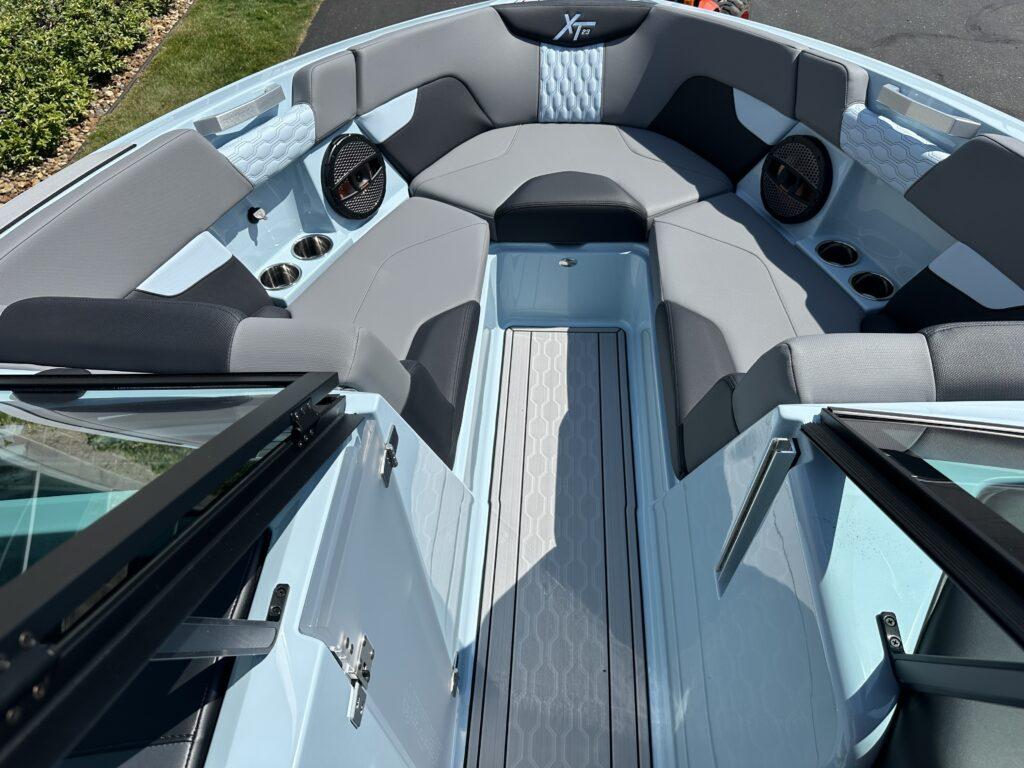 2025 MasterCraft XT23