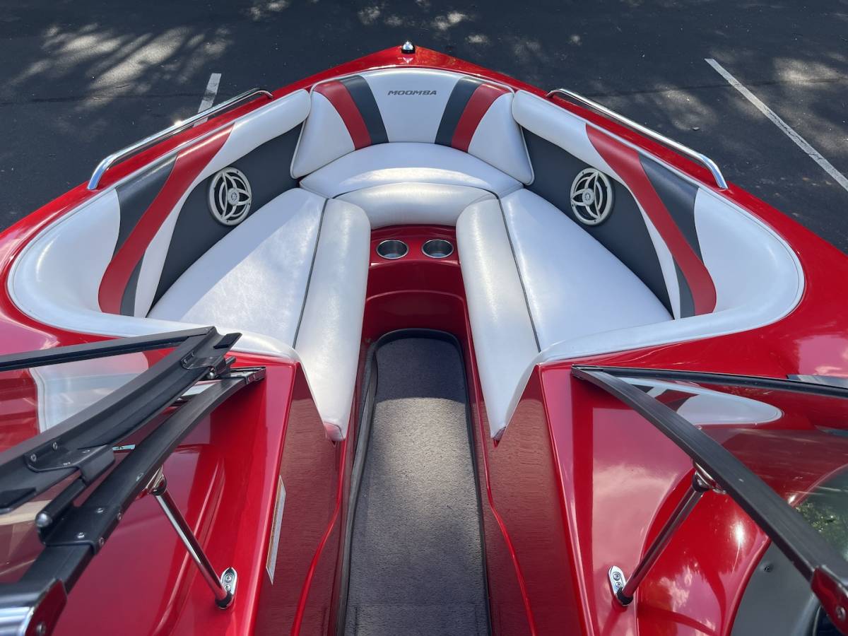 2010 Moomba Mobius LSV