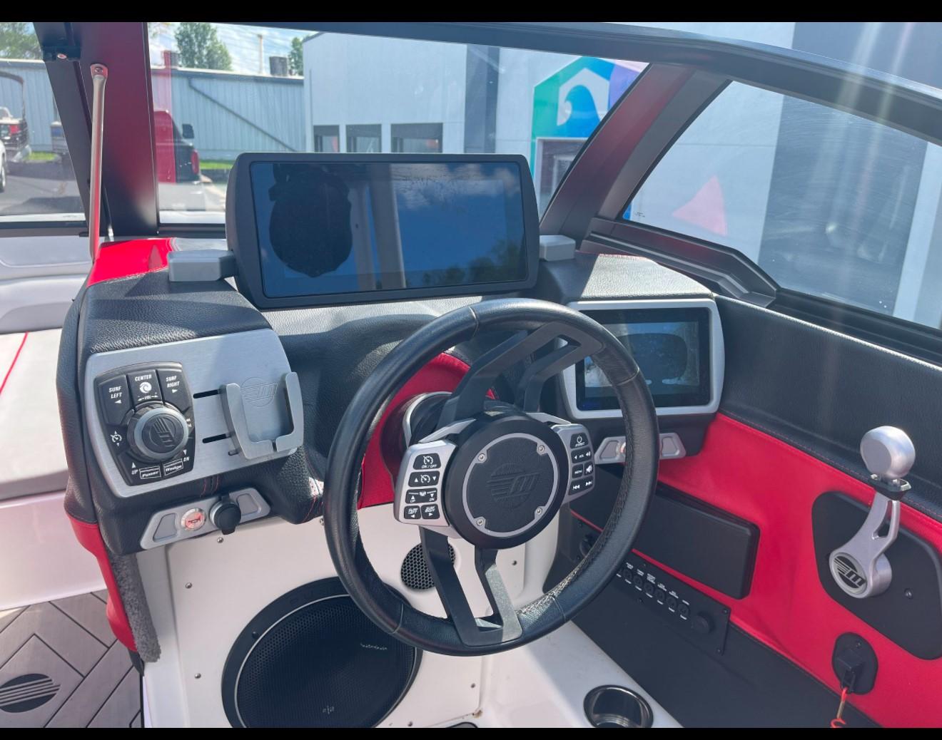 2018 Malibu Wakesetter 24MXZ – LOADED