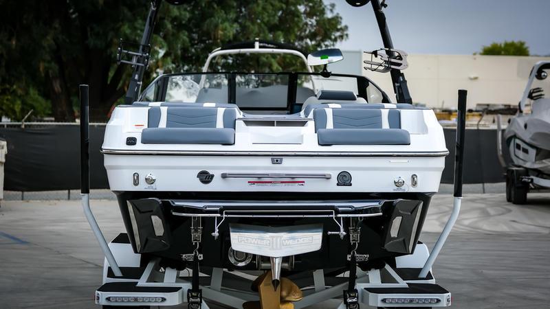 2025 MALIBU 23 MXZ